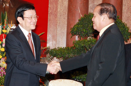 ປະທານປະເທດ Truong Tan Sang ຕ້ອນຮັບລັດຖະມົນຕີກະຊວງພາຍໃນລາວ